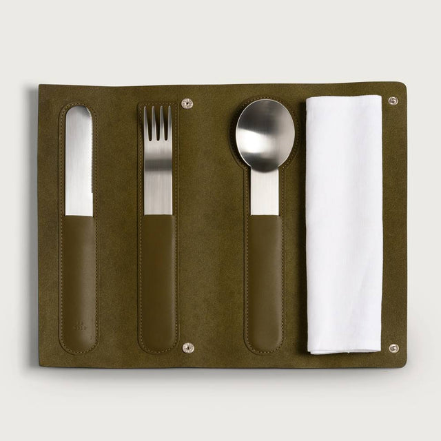 Mono Clip Picnic