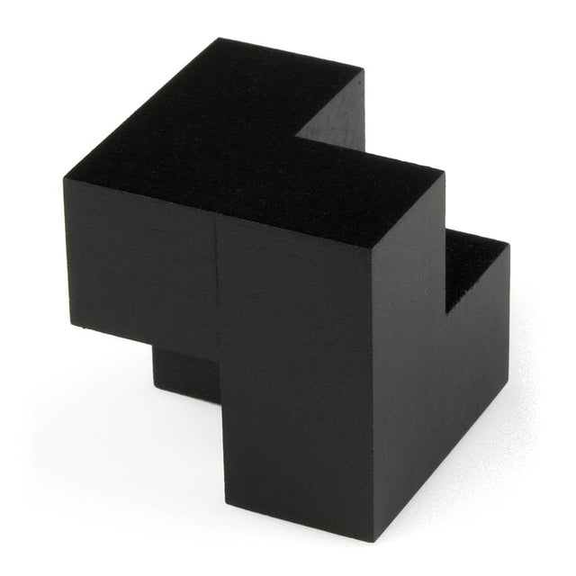 Bauhaus chess pieces original Bauhaus model