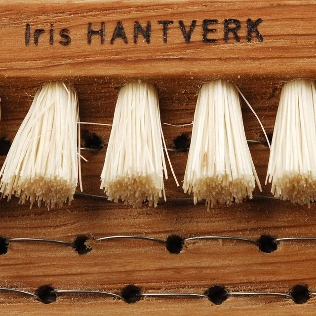 'Lovisa' nail brush
