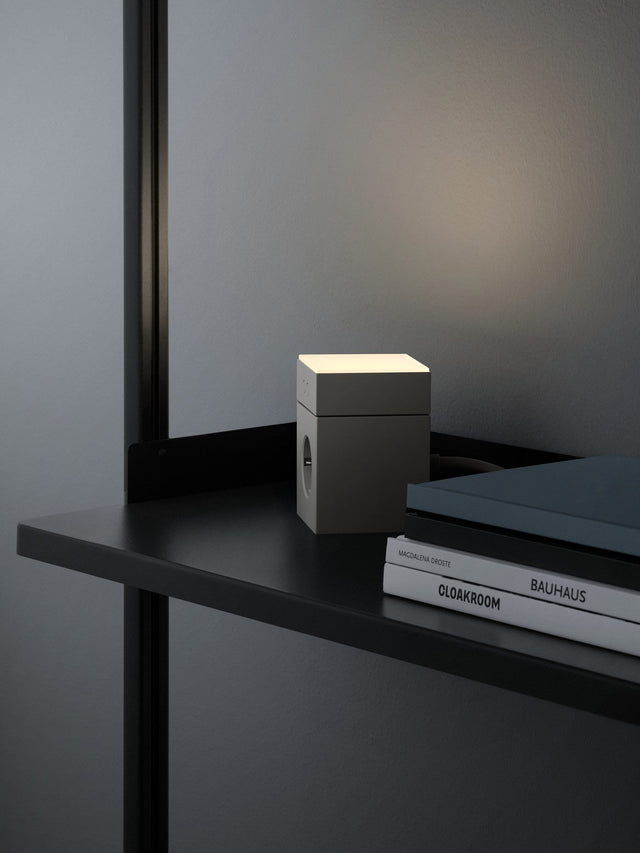 Lamp 1 | LED-Steckdosenlicht
