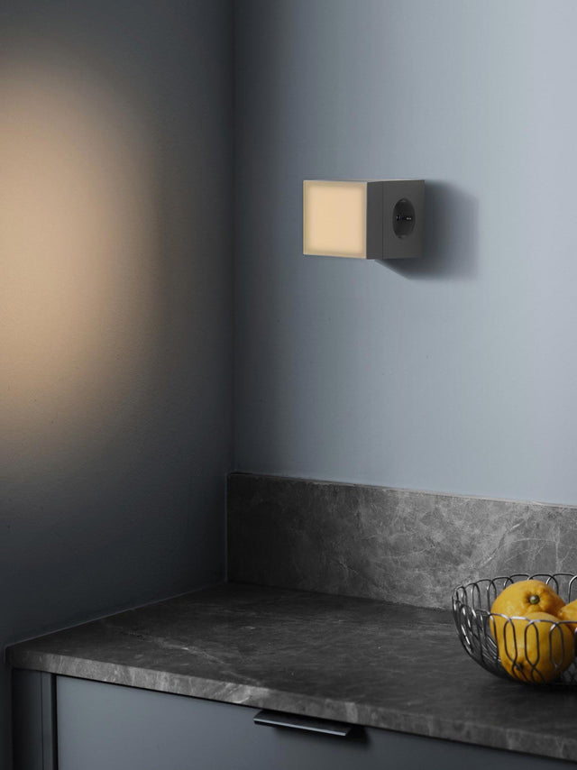 Lamp 1 | LED-Steckdosenlicht