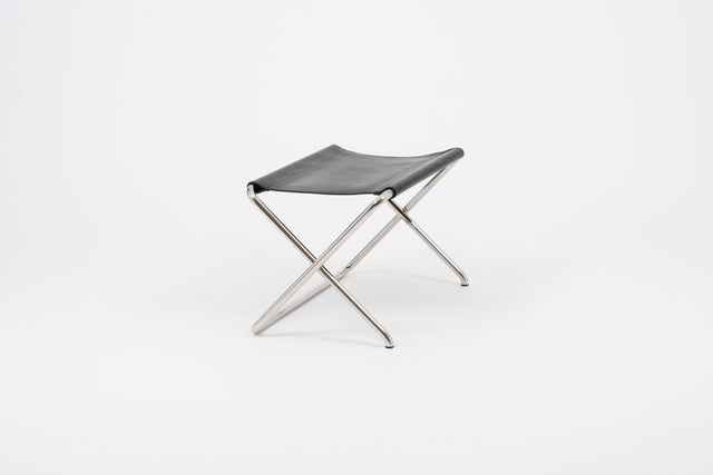 tecta | trio edition tecta x PB 0110 | folding chair marcel breuer | stool tecta | bag ayzit bostan