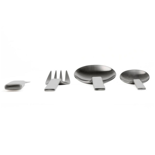 mono | a cutlery 4-piece, knife with long blade | design peter raacke