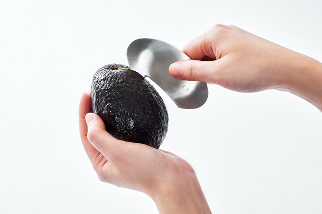 yoshikawa | Muku avocado cutter from Japan